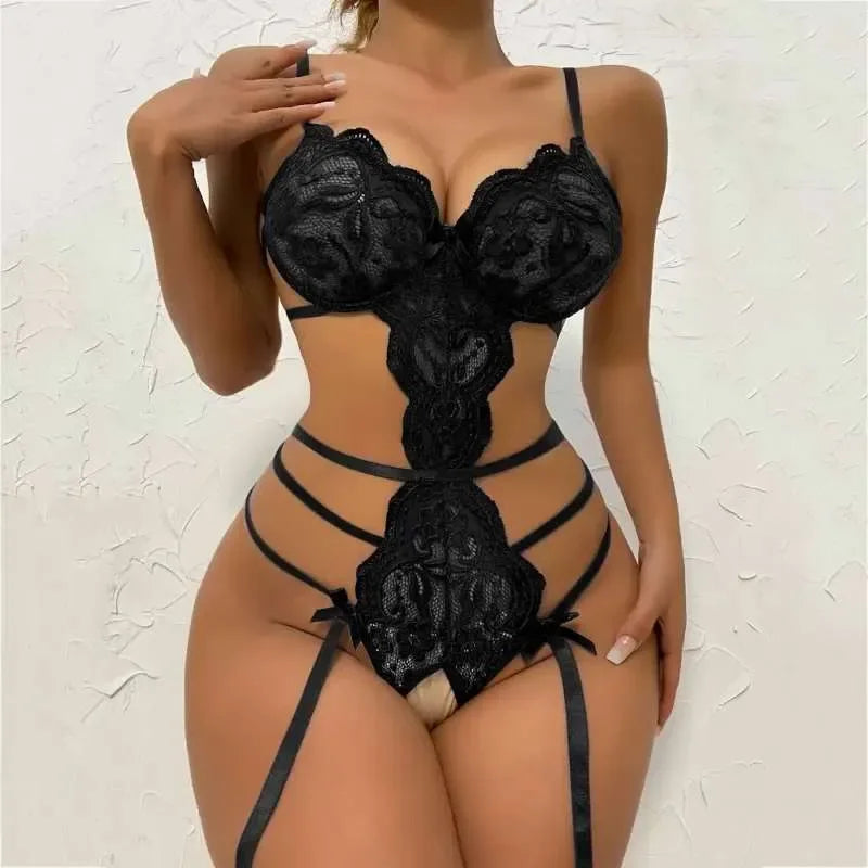 Ensemble de lingerie sexy en dentelle pour femme – Soutien-gorge à volants transparents et string taille haute à bretelles, sous-vêtements transparents élégants