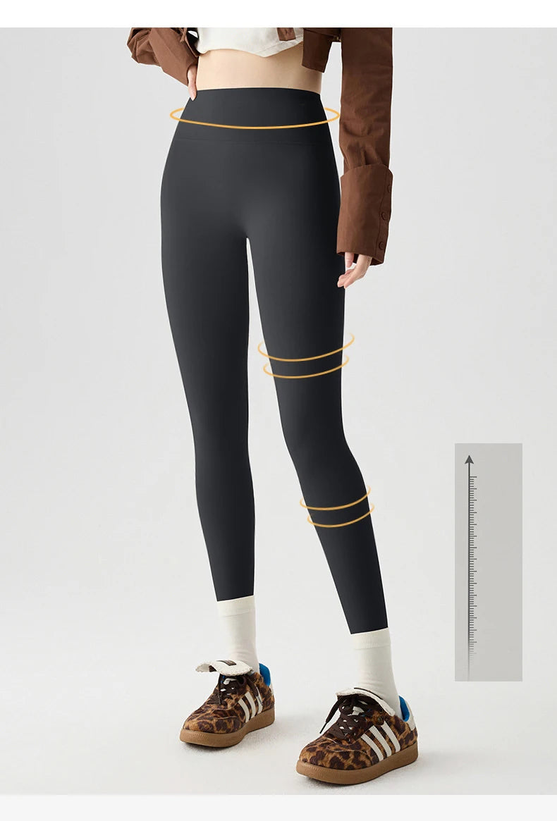 Leggings de sport et de fitness BIVIGAOS Printemps-Été, colorés, sans coutures, effet peau de requin, fins, élastiques et moulants.