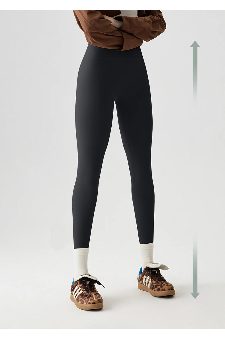 Leggings de sport et de fitness BIVIGAOS Printemps-Été, colorés, sans coutures, effet peau de requin, fins, élastiques et moulants.