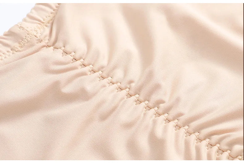 Culotte gainante avec coussinets pour les hanches, effet push-up et rehausseur de fesses, ventre plat, effet lissant, effet fesses rebondies.
