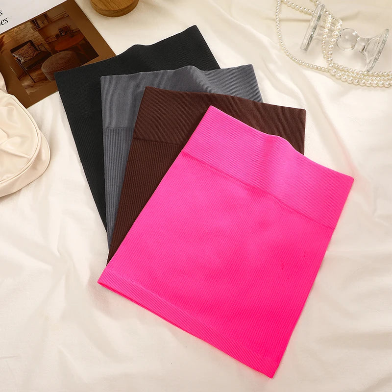 FINETOO Printemps Été Nouvelle Jupe Mini Taille Haute Élastique Noire Affinante en Tricot Court pour Femmes Professionnelles