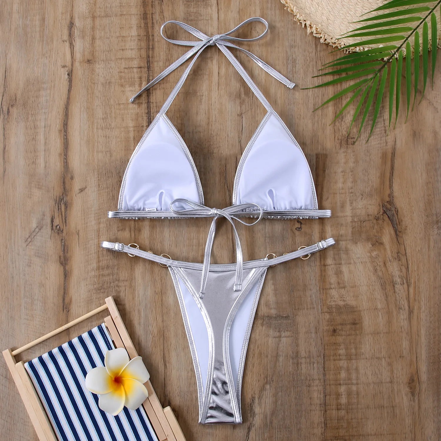 Micro bikini rose brillant 2025 Femme Sexy PU Perles Push-up String Maillot de bain été Maillot de bain bandage vacances