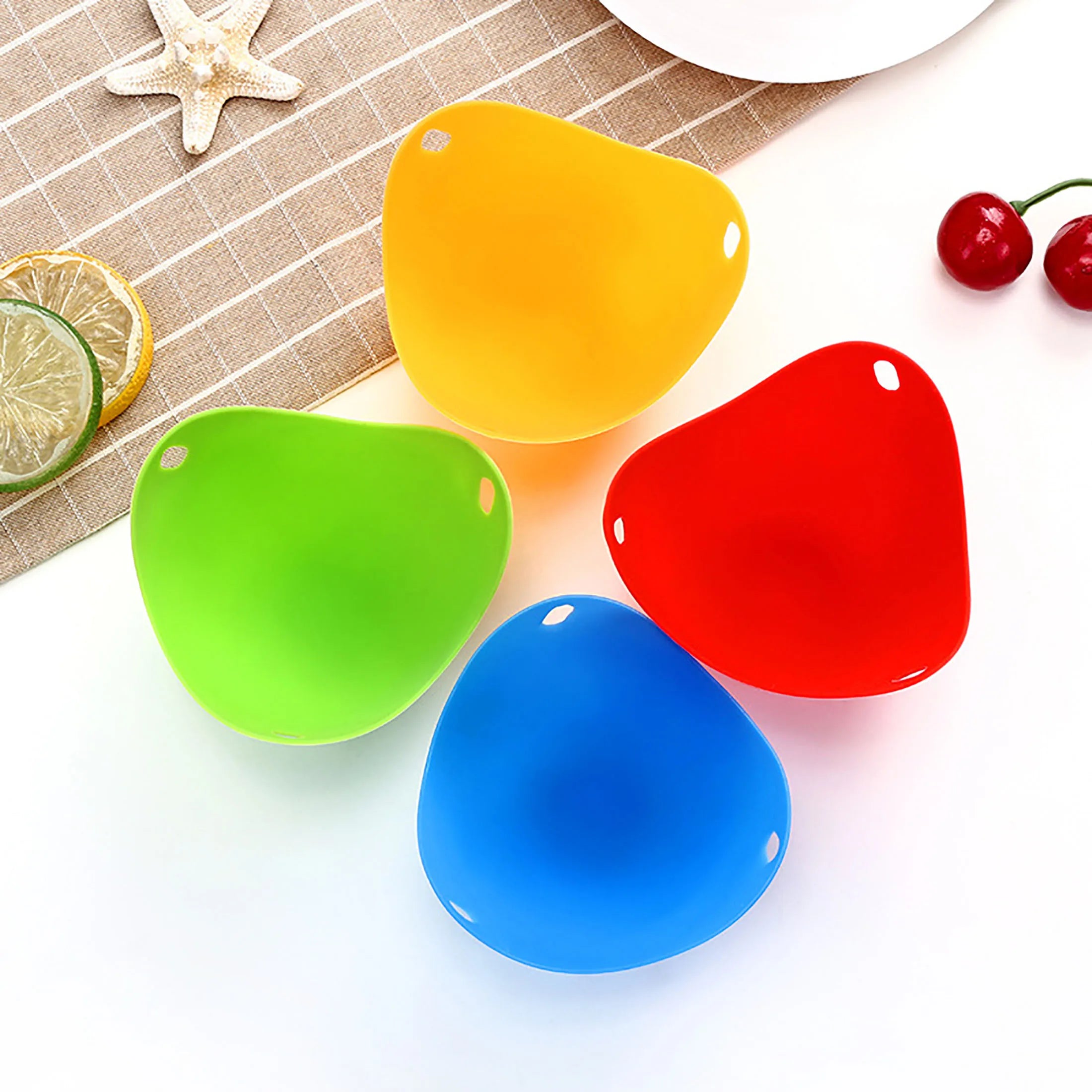 Moule à œufs pochés en silicone, compatible avec le micro-ondes, la friteuse à air et la cuisson sur la cuisinière.