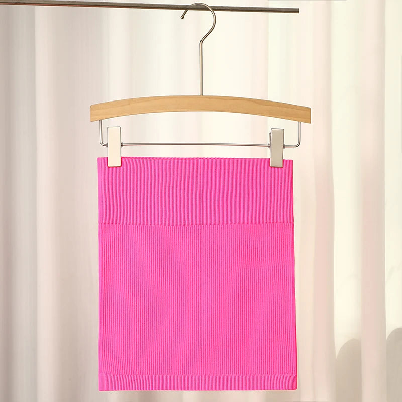 FINETOO Printemps Été Nouvelle Jupe Mini Taille Haute Élastique Noire Affinante en Tricot Court pour Femmes Professionnelles