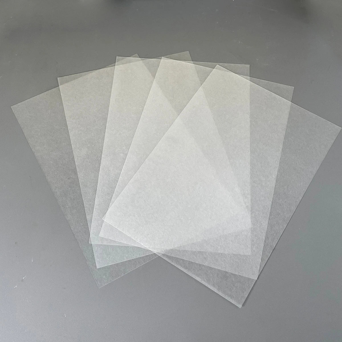 Lot de 5 feuilles de plastique thermorétractable, transparentes et vierges, pour loisirs créatifs (14,5 x 20 cm).