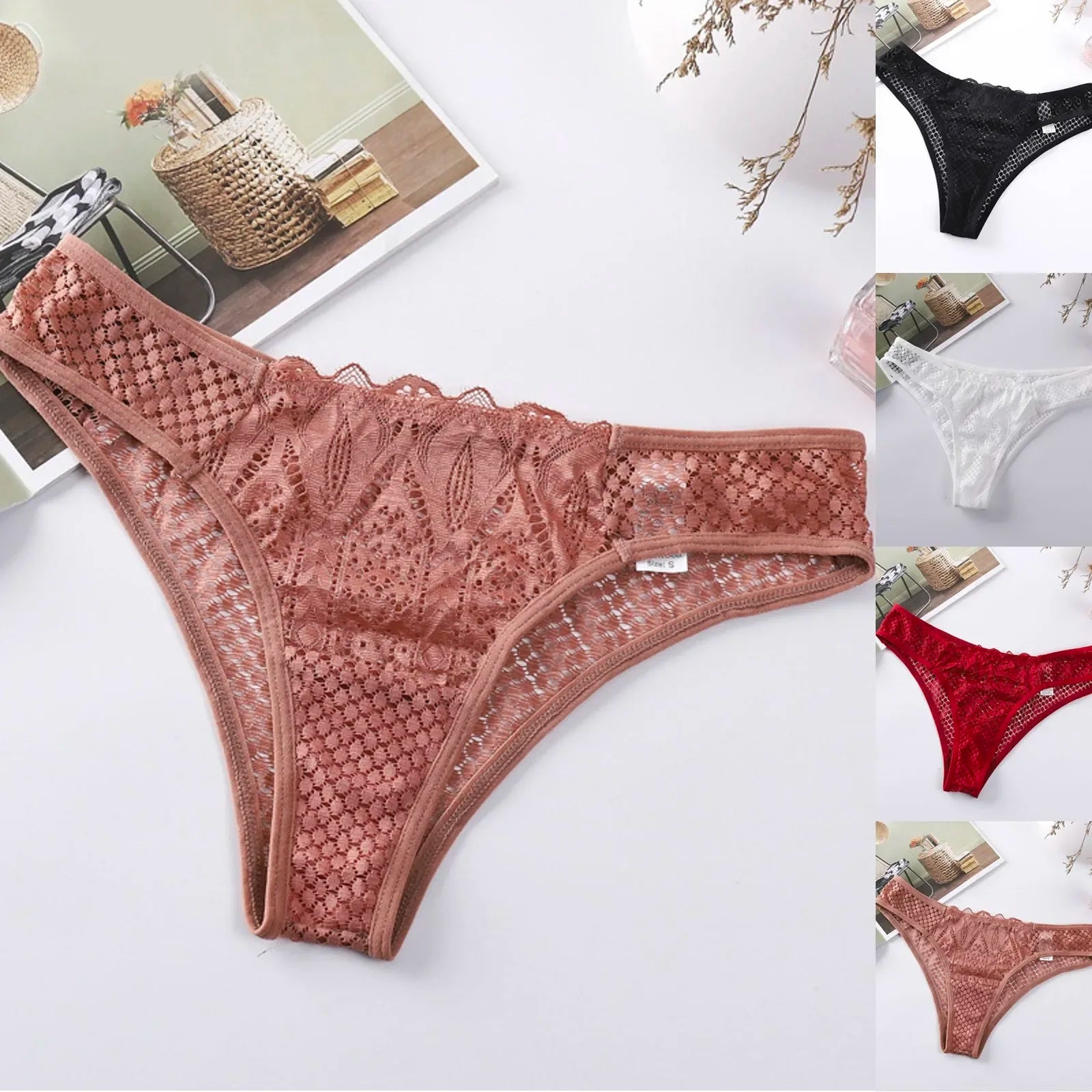 Culottes transparentes en dentelle sexy, taille basse, sans coutures, style culotte à crochets. Lingerie féminine.