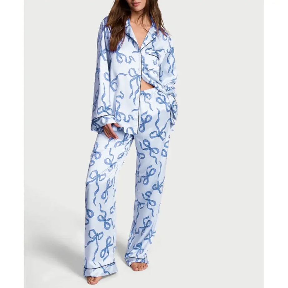 Ensemble pyjama 2 pièces en satin pour femme HEZIOWYUN : haut à manches longues avec col à revers et imprimé nœud/étoiles + pantalon à taille élastique.