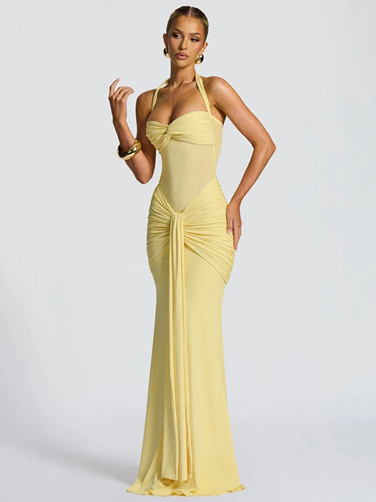 Robe maxi élégante patchwork pour femme, style classique et sexy, avec rubans transparents, dos nu et bretelles fines, coupe moulante, tendance festival et soirée.