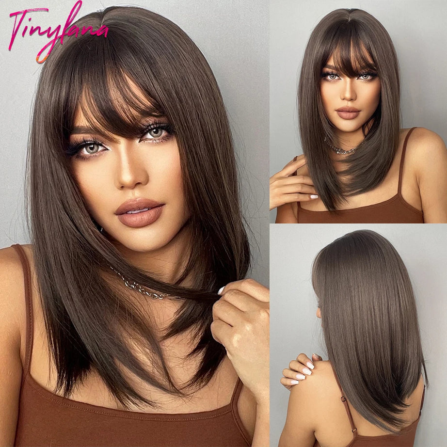 Perruque synthétique blanche, blonde et grise avec frange, coupe courte et lisse, idéale pour le cosplay et le quotidien. Cheveux naturels et résistants à la chaleur.