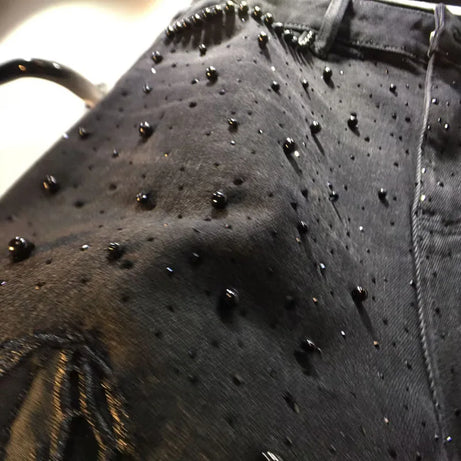 Jean en dentelle ajourée européenne 2025 pour femme, été, nouveau pantalon en denim noir à dentelle, perles industrielles lourdes, empiècements en denim à motif diamant, crochet