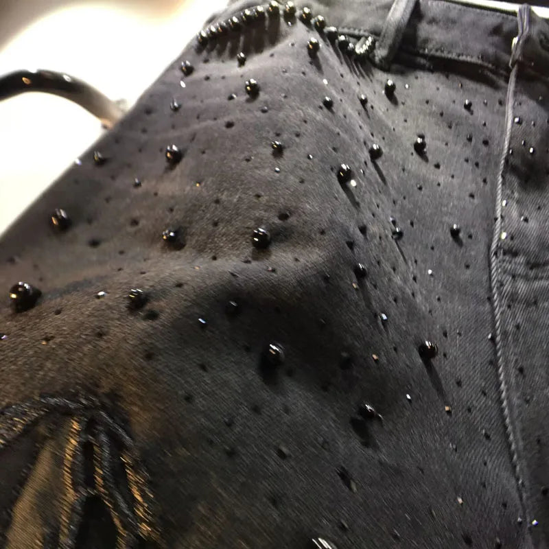 Jean en dentelle ajourée européenne 2025 pour femme, été, nouveau pantalon en denim noir à dentelle, perles industrielles lourdes, empiècements en denim à motif diamant, crochet