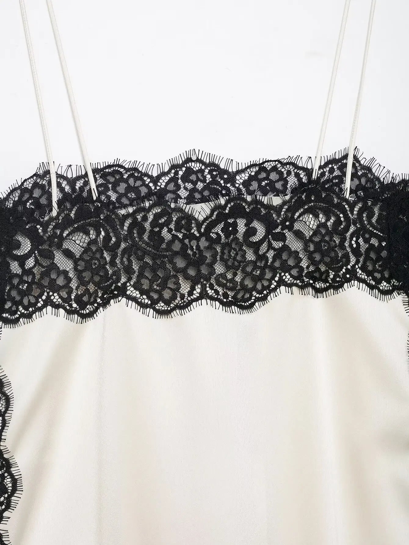 Chemisier à bretelles en satin doux et dentelle sexy Zevity 2026 pour femme, style décontracté, idéal pour les soirées et les clubs (LS9477)