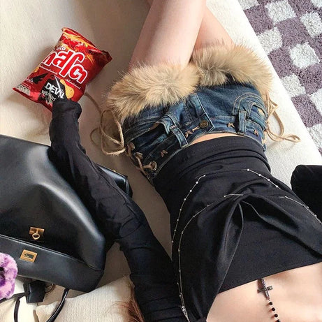 Short en jean slim à empiècements duveteux style rétro Y2K, nouveauté hiver pour femme