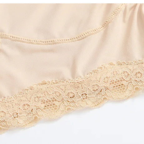 Culotte gainante avec coussinets pour les hanches, effet push-up et rehausseur de fesses, ventre plat, effet lissant, effet fesses rebondies.