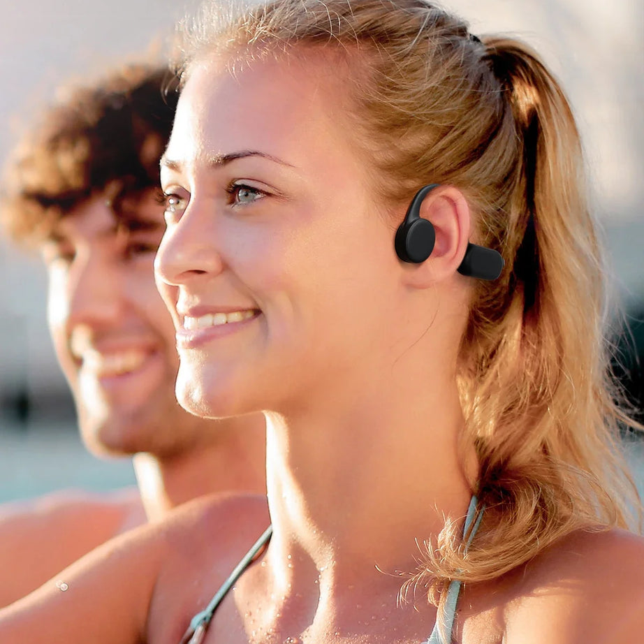 Écouteurs sans fil Shokz Open pour le sport, à conduction osseuse, Bluetooth, étanches IPX8, avec 32 Go de RAM et lecteur MP3.