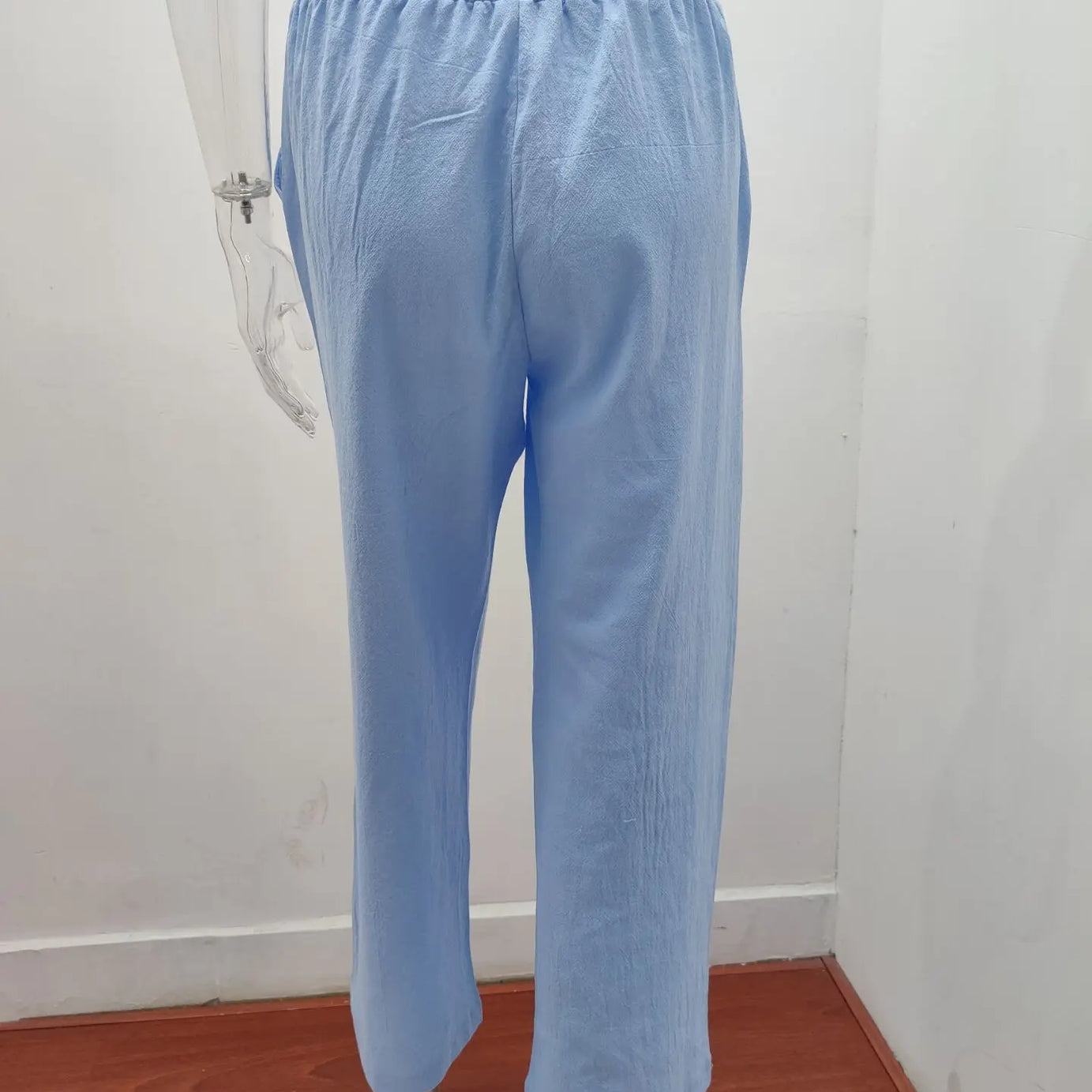 Nouveaux vêtements décontractés d'été et d'automne pour femmes en Europe, en Amérique et en Europe. Pantalons décontractés amples en coton et chanvre.