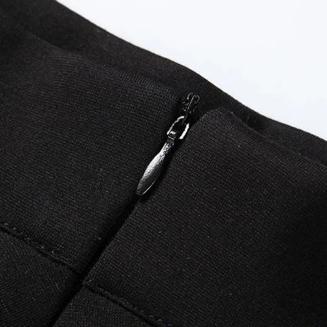 Nouvelle jupe plissée coréenne taille haute, fine et élastique, noire.