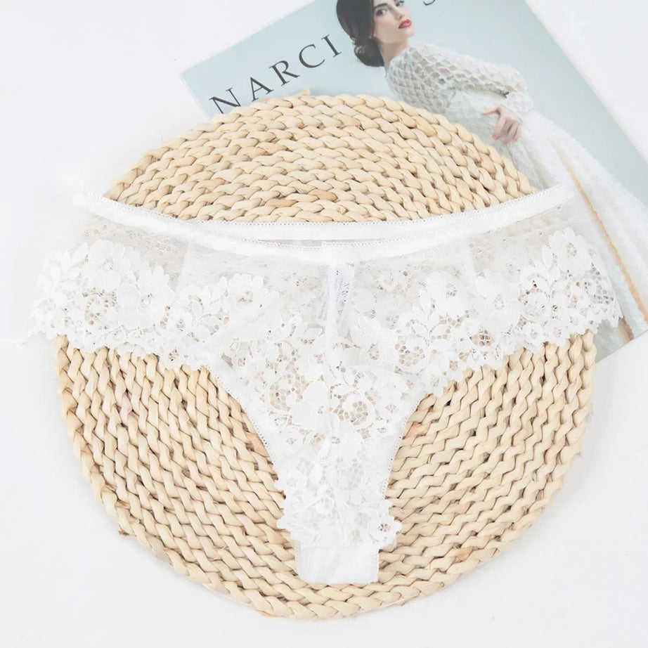Culotte noire sexy en dentelle ajourée à motif floral, taille basse, sous-vêtements respirants, lingerie féminine
