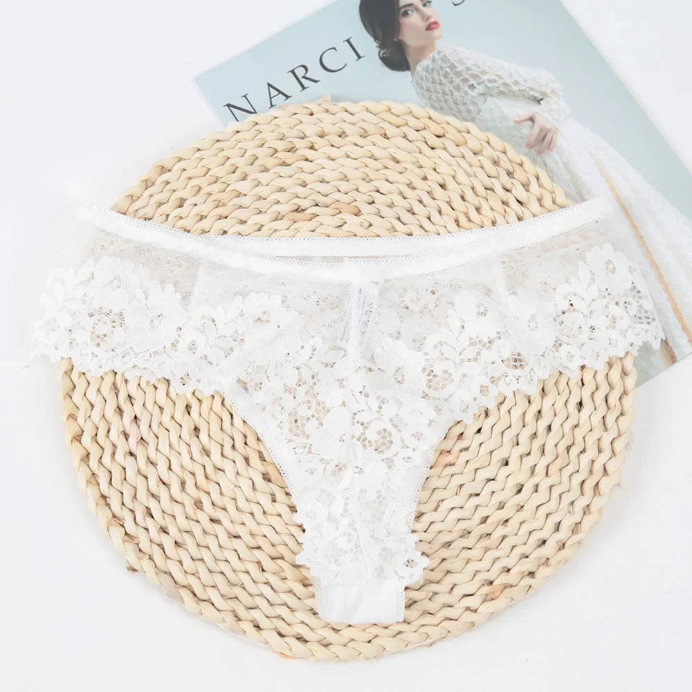 Culotte noire sexy en dentelle ajourée à motif floral, taille basse, sous-vêtements respirants, lingerie féminine