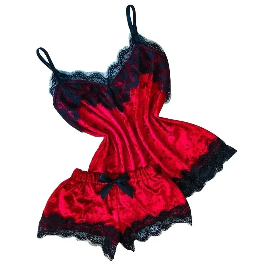 Ensemble de pyjama d'été en dentelle et satin sexy pour femme, composé d'un haut court et d'un short. Vêtement d'intérieur et de détente.