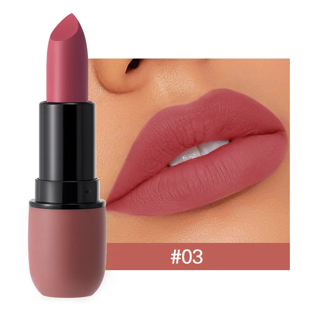 Rouge à lèvres mat 6 couleurs : Couleur veloutée, texture lisse, waterproof, maquillage des lèvres longue tenue