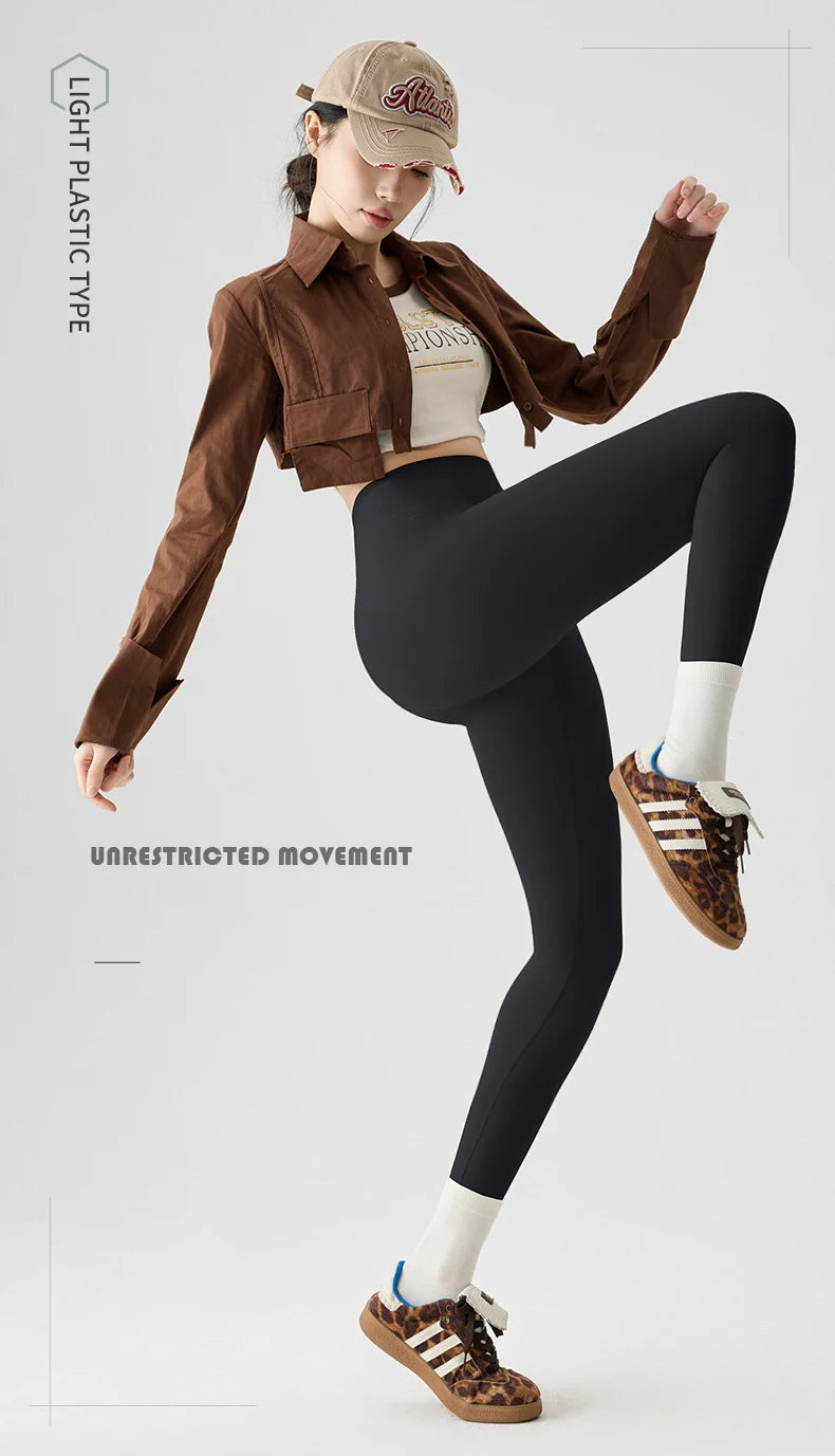 Leggings de sport et de fitness BIVIGAOS Printemps-Été, colorés, sans coutures, effet peau de requin, fins, élastiques et moulants.