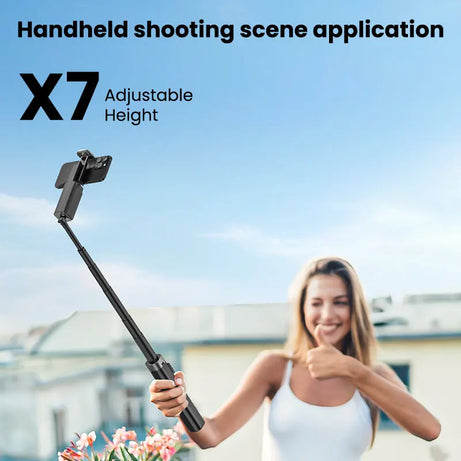 Perche à selfie portable AOCHUAN Smart M3 équipée d'un suivi IA et d'une rotation à 360° sans angle mort pour les photos sur smartphone