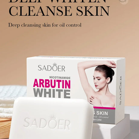 Savon visage moussant SADOER à la niacinamide et à l'arbutine, hydratant, éclaircissant et nettoyant en profondeur pour le corps et le visage. Savon artisanal.