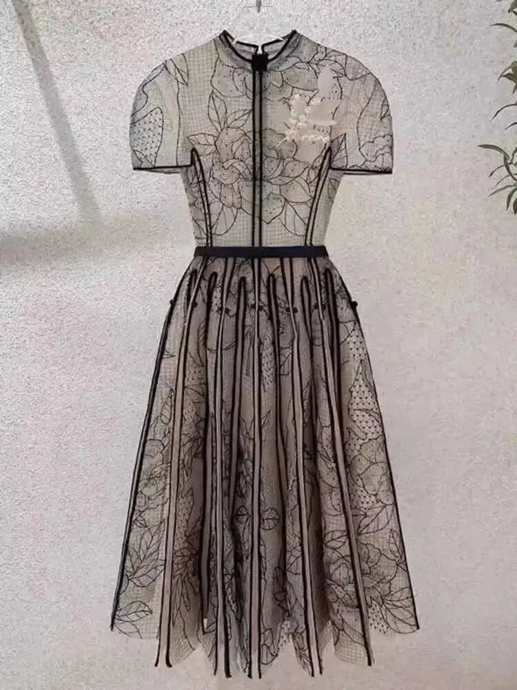 Robe DEAT élégante à col rond, broderie, patchwork de gaze, coupe trapèze, unie, robe de soirée femme printemps 2026, nouvelle mode 35Z927