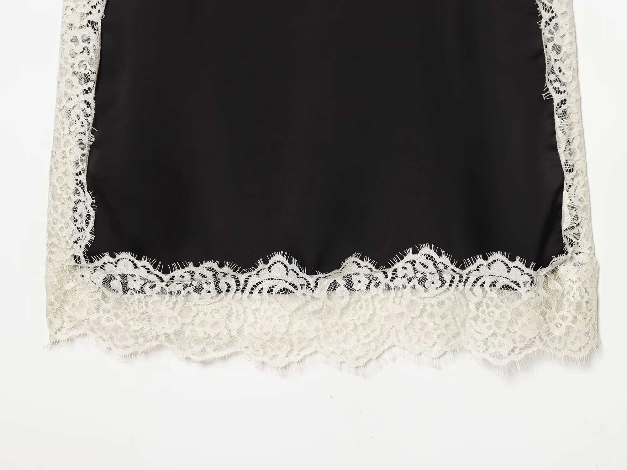 Chemisier à bretelles en satin doux et dentelle sexy Zevity 2026 pour femme, style décontracté, idéal pour les soirées et les clubs (LS9477)