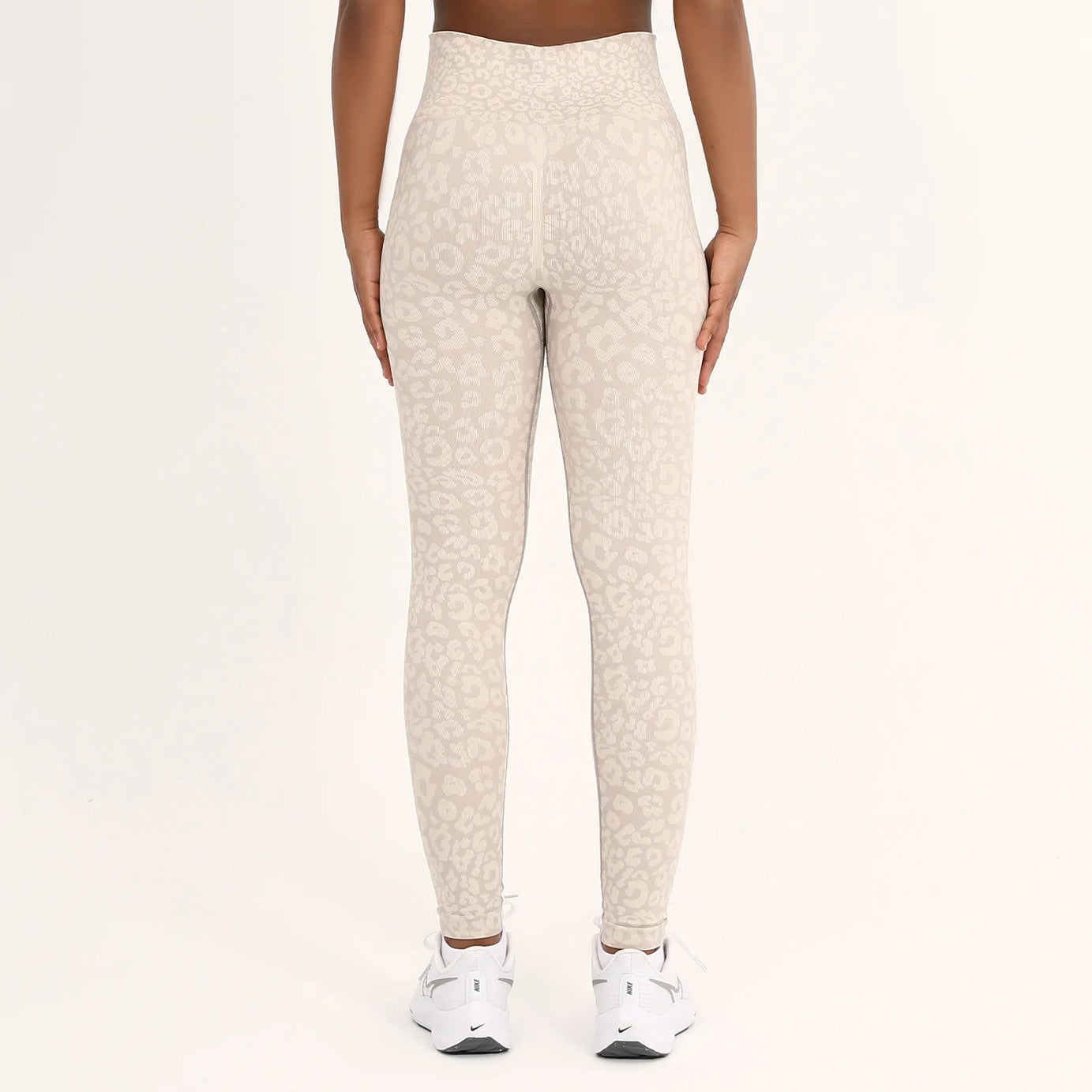 27/5000 Nouveaux pantalons de sport sans coutures, couleur pêche, taille haute, pour le yoga et les activités de plein air