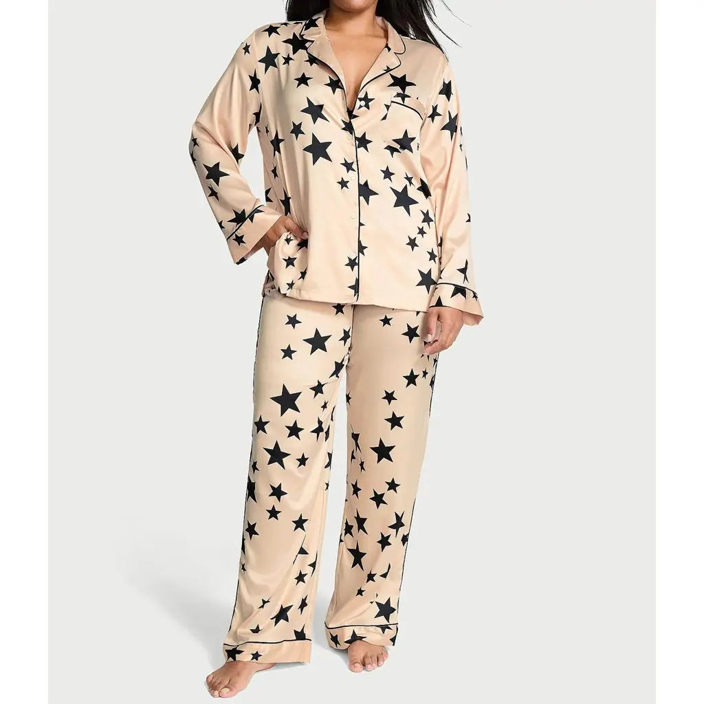 Ensemble pyjama 2 pièces en satin pour femme HEZIOWYUN : haut à manches longues avec col à revers et imprimé nœud/étoiles + pantalon à taille élastique.