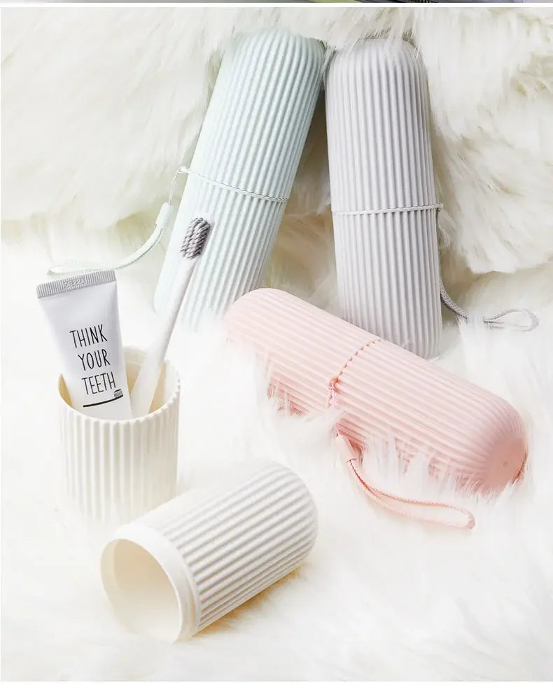 Étui de rangement portable pour brosse à dents et dentifrice, idéal pour les voyages et le camping. Protège votre brosse à dents et votre dentifrice de la saleté et des dommages.