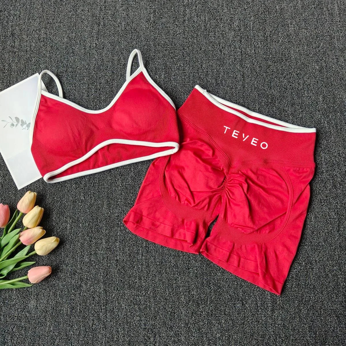TEVEO 2pcs Women's Sports Yoga Shorts Fitness Cycling Elastic Sports Pants Ignite Sculpt Scrunch Short Yoga Bra Set leggings