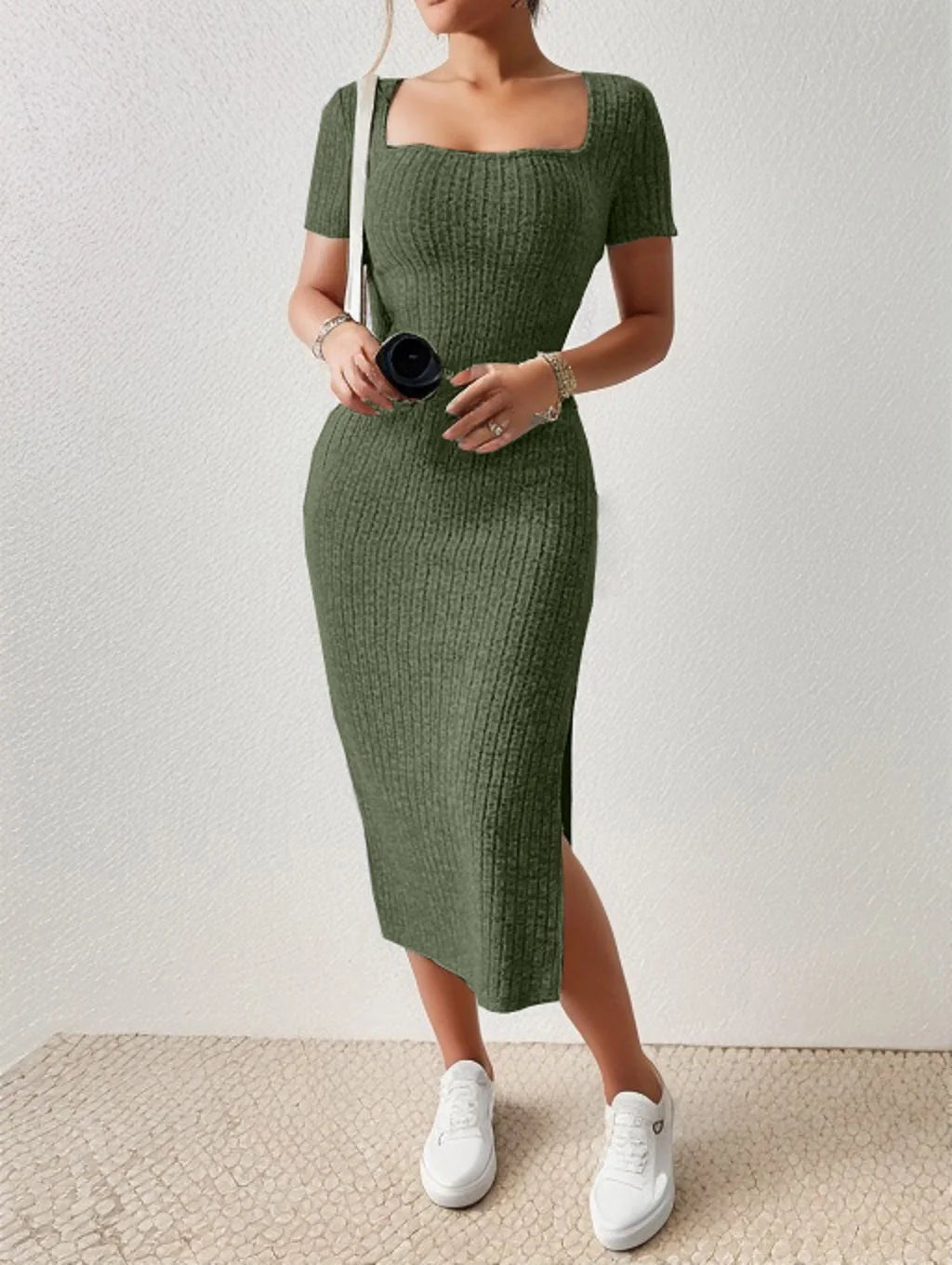 Robe d'été en maille fendue, col carré, jupe mi-longue moulante, manches courtes