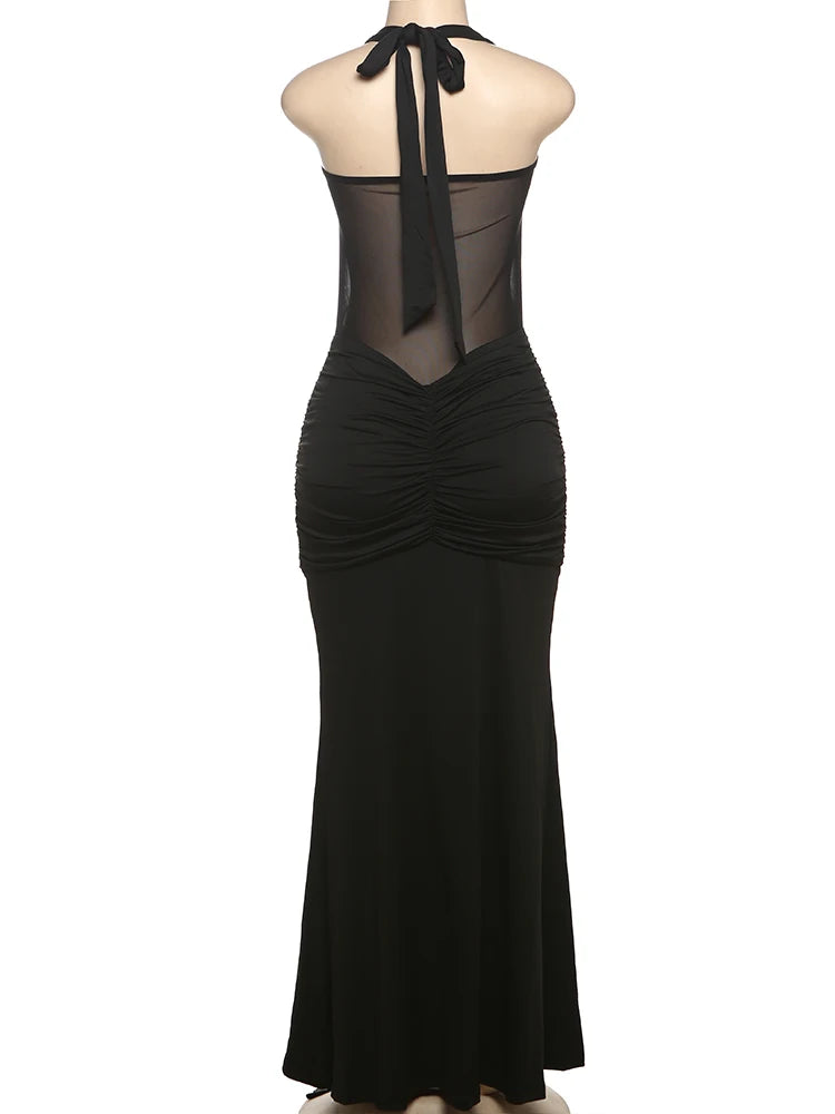 Robe maxi élégante patchwork pour femme, style classique et sexy, avec rubans transparents, dos nu et bretelles fines, coupe moulante, tendance festival et soirée.