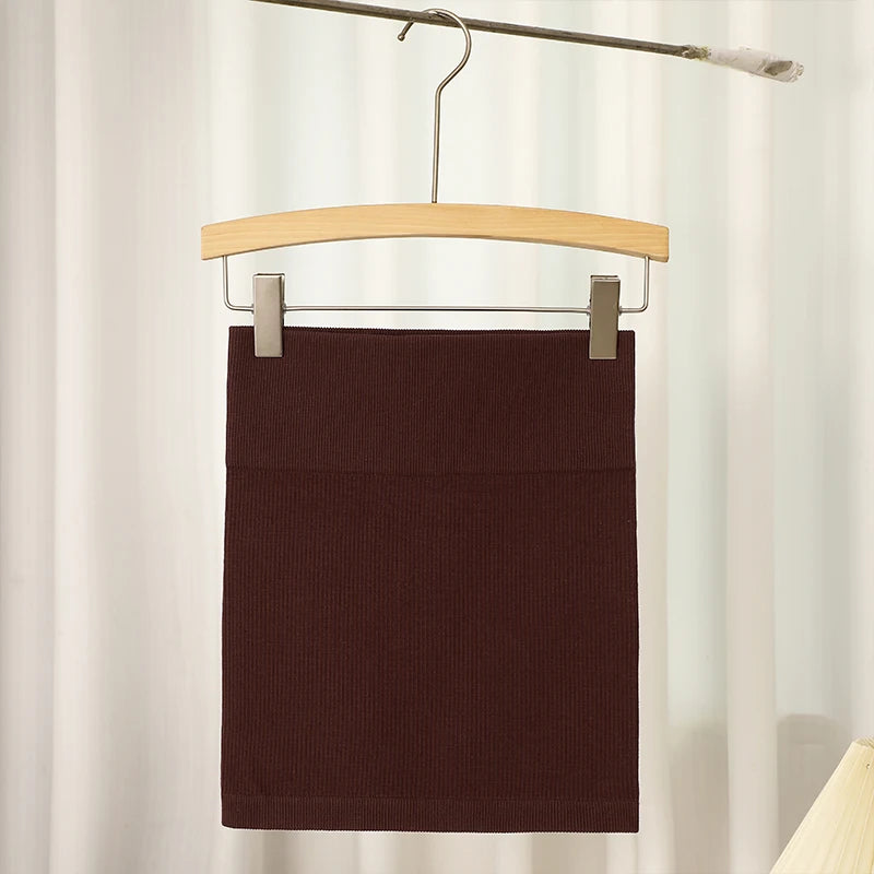 FINETOO Printemps Été Nouvelle Jupe Mini Taille Haute Élastique Noire Affinante en Tricot Court pour Femmes Professionnelles