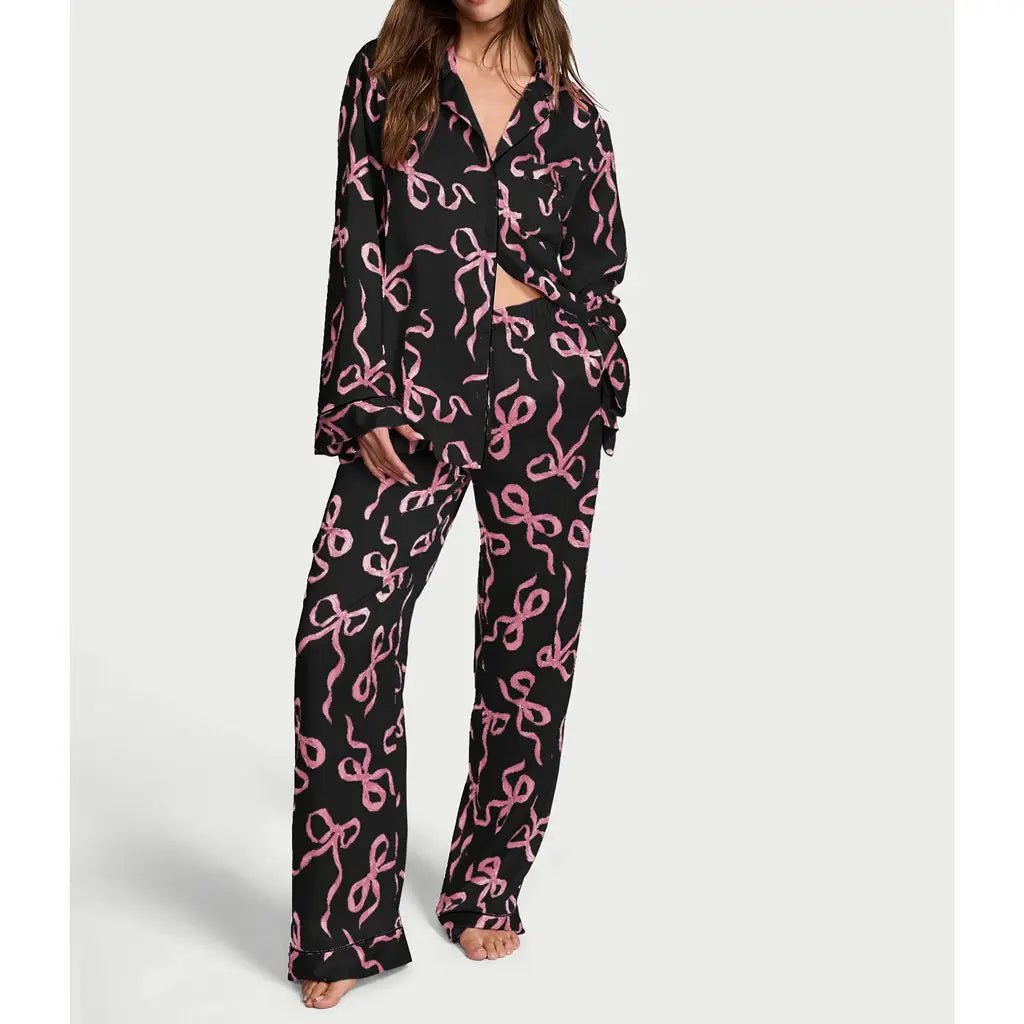 Ensemble pyjama 2 pièces en satin pour femme HEZIOWYUN : haut à manches longues avec col à revers et imprimé nœud/étoiles + pantalon à taille élastique.