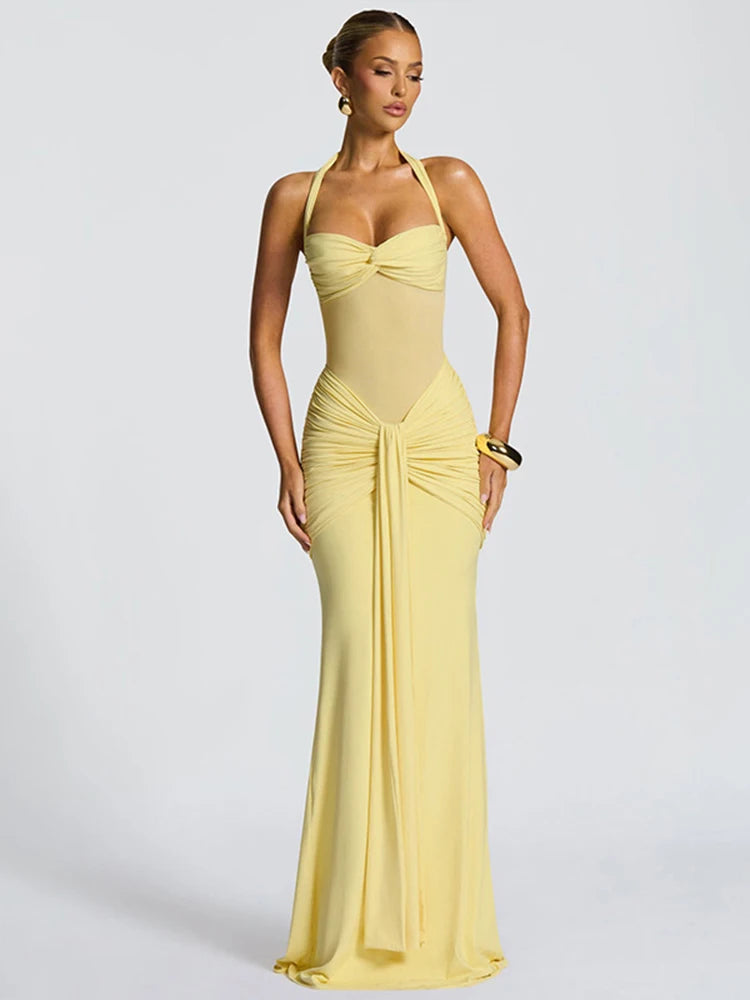 Robe maxi élégante patchwork pour femme, style classique et sexy, avec rubans transparents, dos nu et bretelles fines, coupe moulante, tendance festival et soirée.
