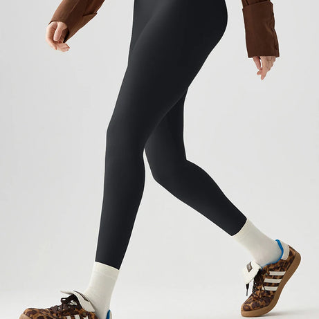 Leggings de sport et de fitness BIVIGAOS Printemps-Été, colorés, sans coutures, effet peau de requin, fins, élastiques et moulants.