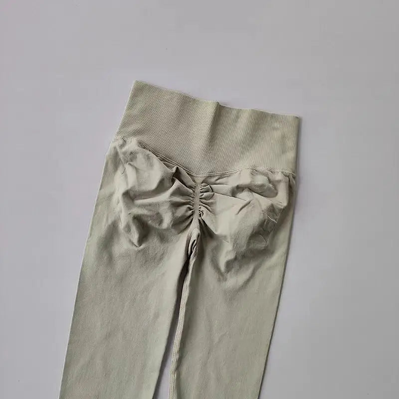 Leggings de yoga taille haute pour femme, sans coutures, effet push-up, pour le sport, le fitness et la course à pied, gainants et ultra-élastiques.