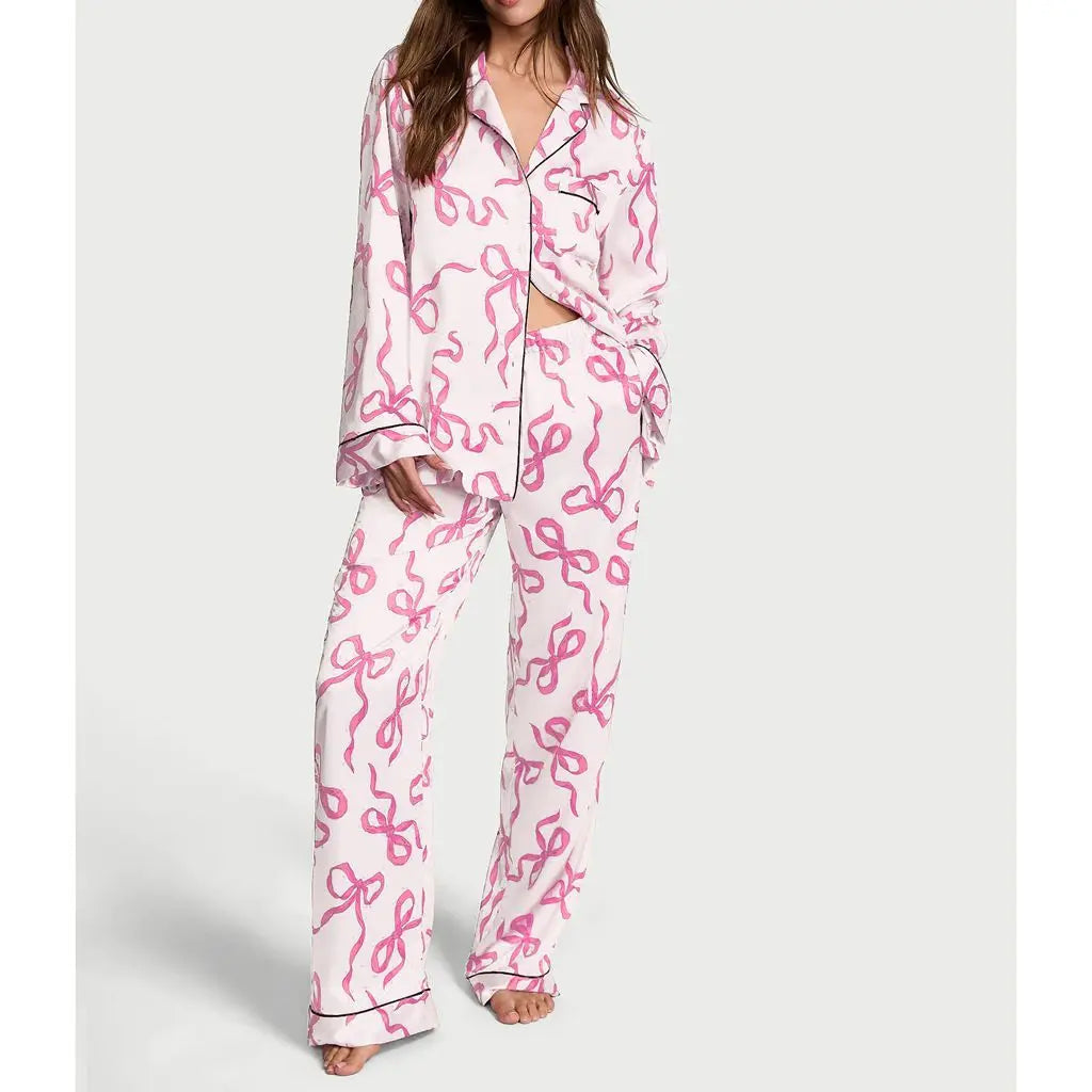 Ensemble pyjama 2 pièces en satin pour femme HEZIOWYUN : haut à manches longues avec col à revers et imprimé nœud/étoiles + pantalon à taille élastique.