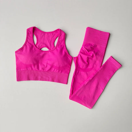 Ensemble de sport sans coutures pour femme : pantalon de yoga taille haute et brassière de sport avec coussinets amovibles pour un effet push-up fessier, idéal pour la course et l'entraînement.