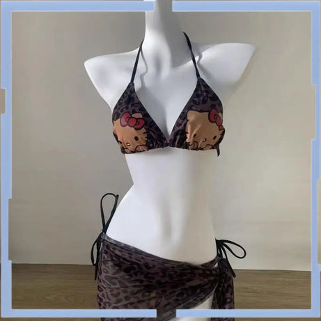 Maillot de bain Hello Kitty Sanrio imprimé léopard, 3 pièces, mignon, dos nu, pour les vacances, idéal pour les petites filles.