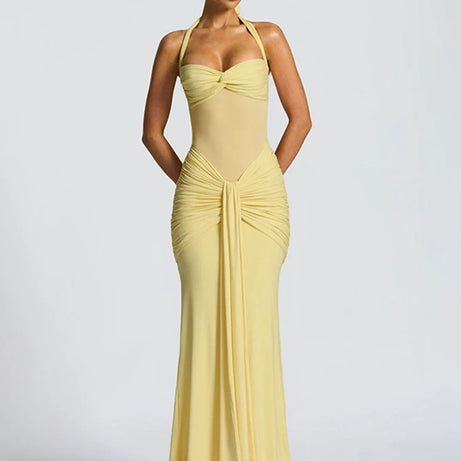 Robe maxi élégante patchwork pour femme, style classique et sexy, avec rubans transparents, dos nu et bretelles fines, coupe moulante, tendance festival et soirée.
