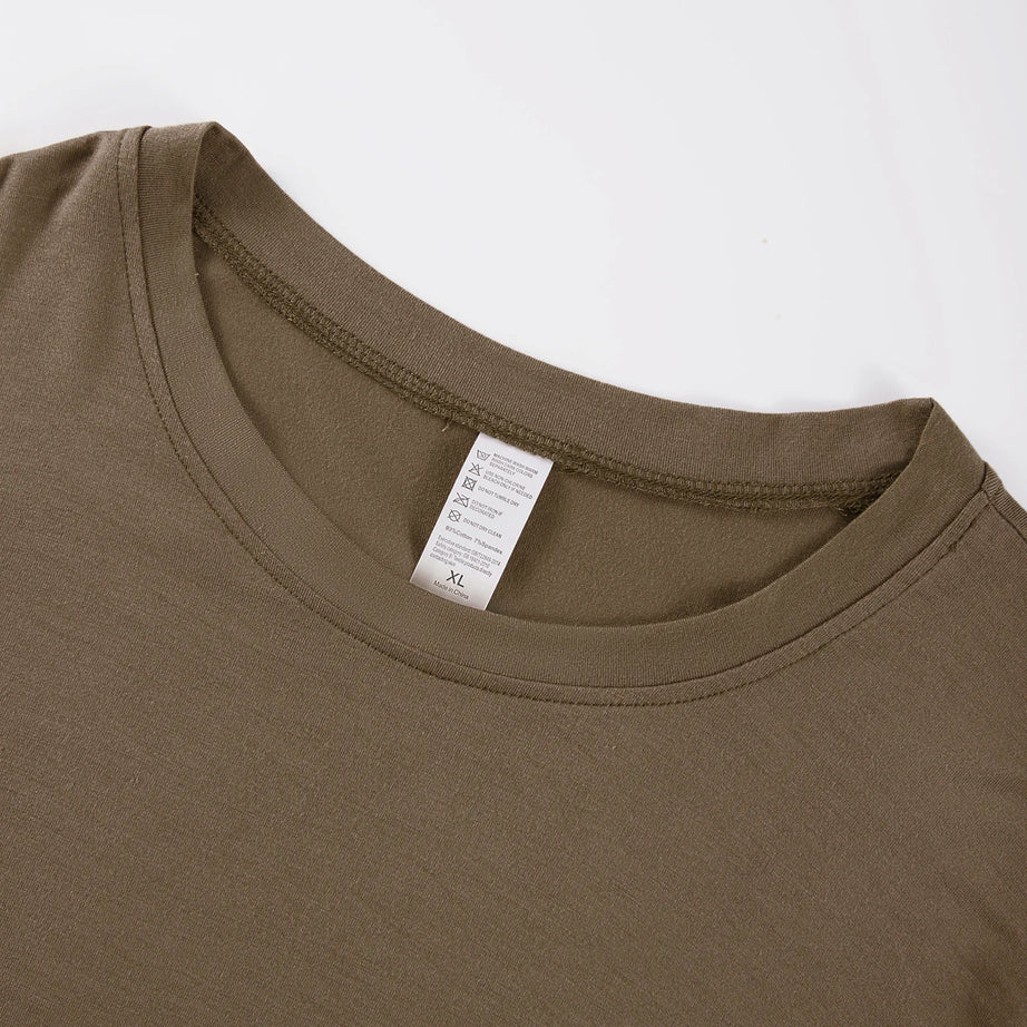 T-shirt imprimé Hawkins 1983 Tiger School pour femmes, coupe courte et confortable, col rond, manches courtes, style hip-hop.