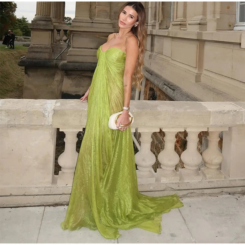 Vestidos de fiesta plisados ​​verdes 2026, nuevos vestidos de verano para mujer, sexys, sin hombros, sin espalda, con tirantes, vestidos largos lisos para mujer