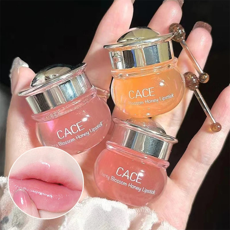 Baume à lèvres CACE au miel et aux fleurs de cerisier — Hydratation intense et repulpante, fini brillant riche en eau, non collant,