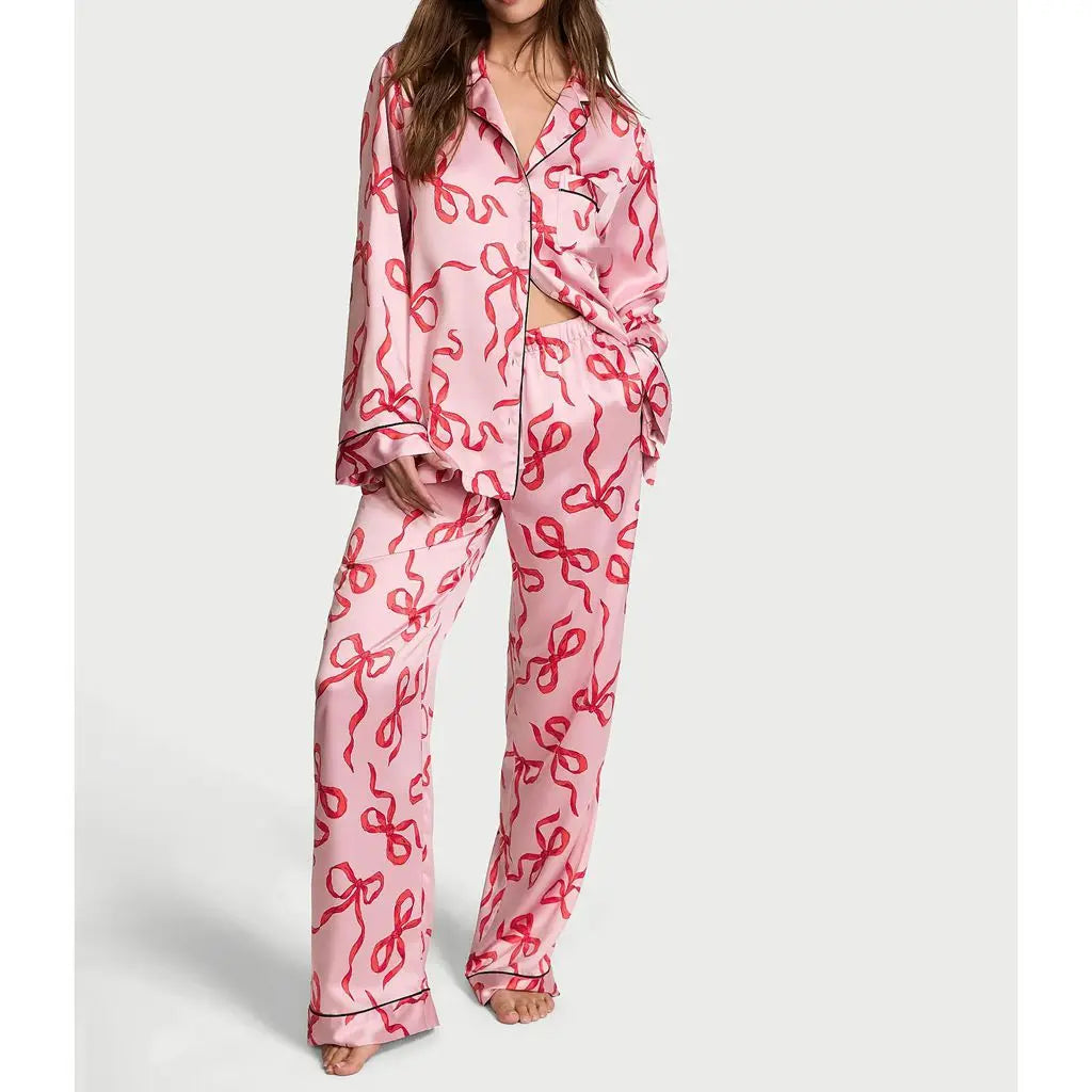 Ensemble pyjama 2 pièces en satin pour femme HEZIOWYUN : haut à manches longues avec col à revers et imprimé nœud/étoiles + pantalon à taille élastique.
