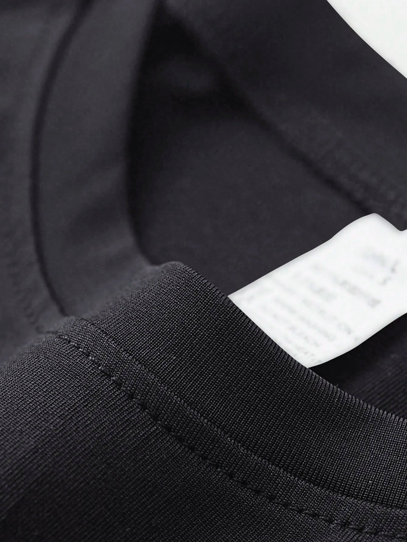 T-shirt de compression pour femme, manches courtes, idéal pour le sport, le yoga et la course à pied, parfait pour l'été et la salle de sport. Ce t-shirt extensible à séchage rapide est idéal pour les séances d'entraînement.